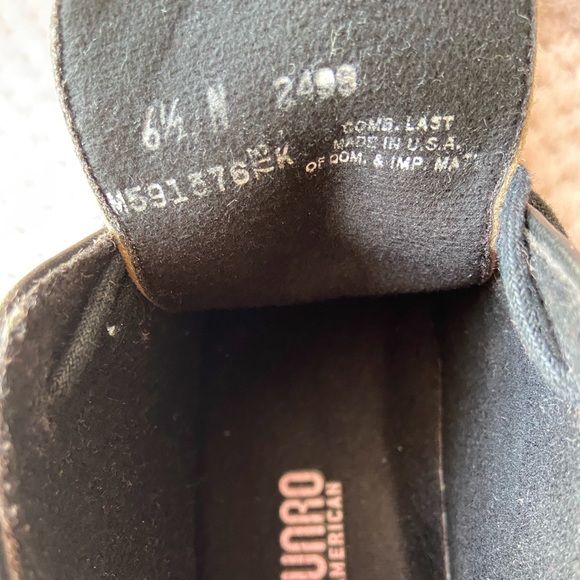 Munro Brown suede booties - Picture 5 of 6